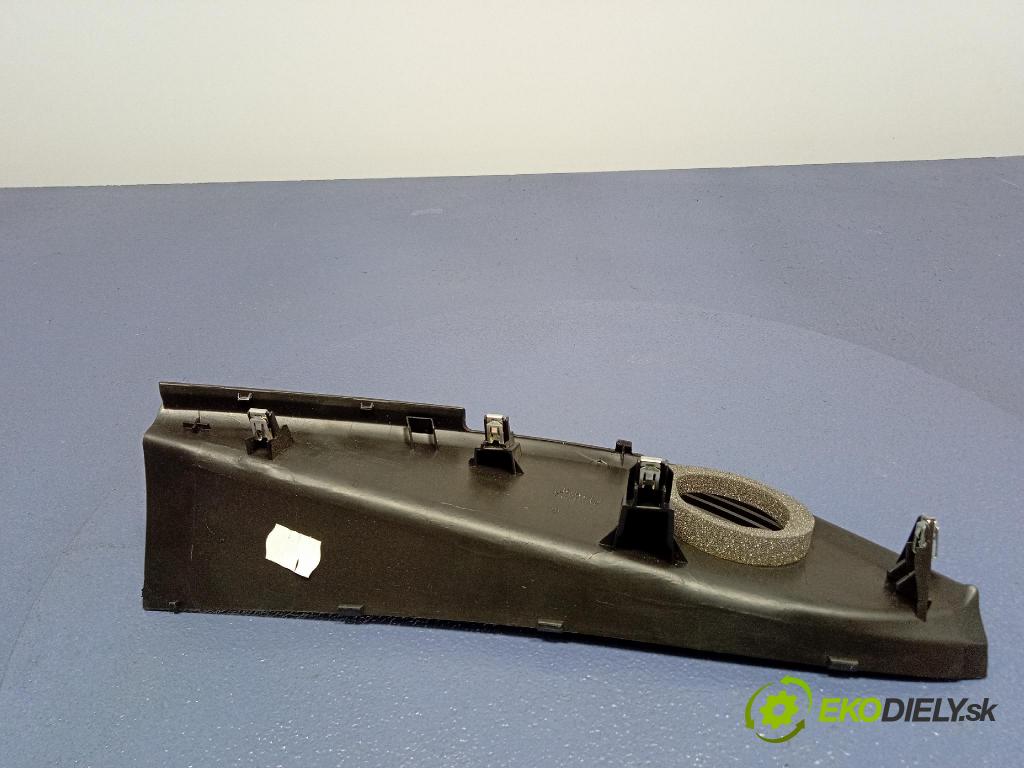 Opel Zafira 2016 kryt Plast: Interiéry: 13293526