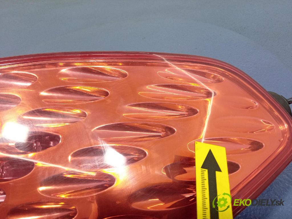 Peugeot 307 2005 světlo Zad: levá Mimo: 2560G