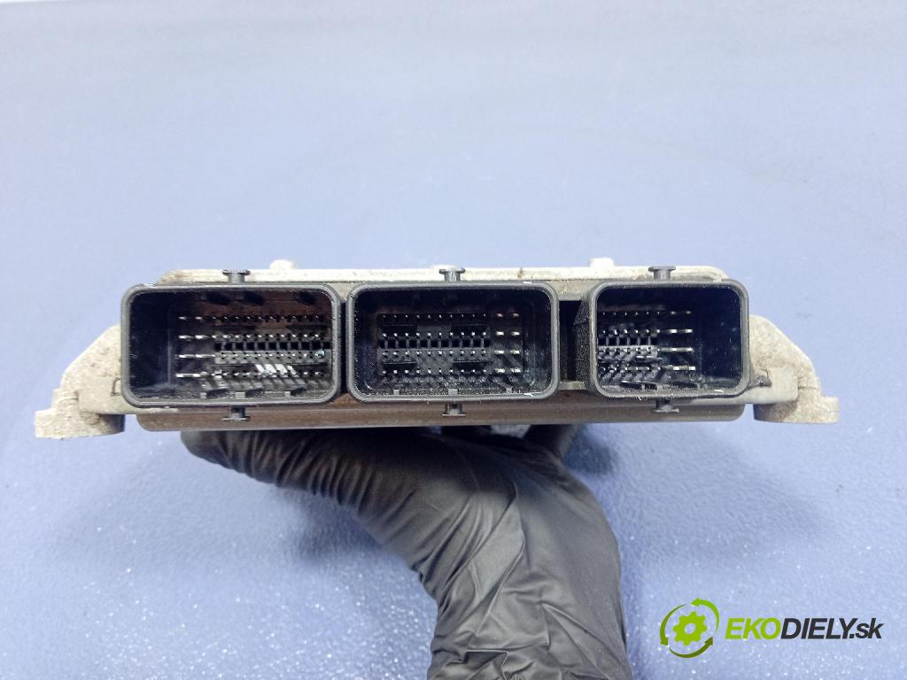 Peugeot 307 2005 řídící jednotka Motor: 9659343180