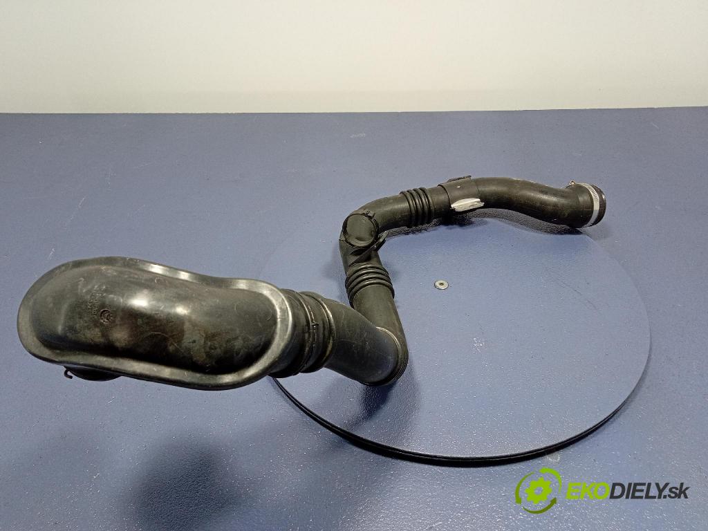 Opel Zafira 2016 trubka Vzduch: 13398479