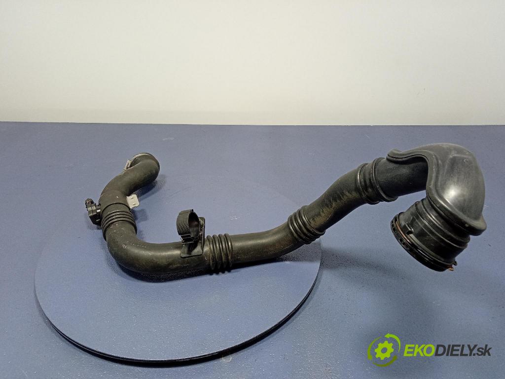 Opel Zafira 2016 trubka Vzduch: 13398479