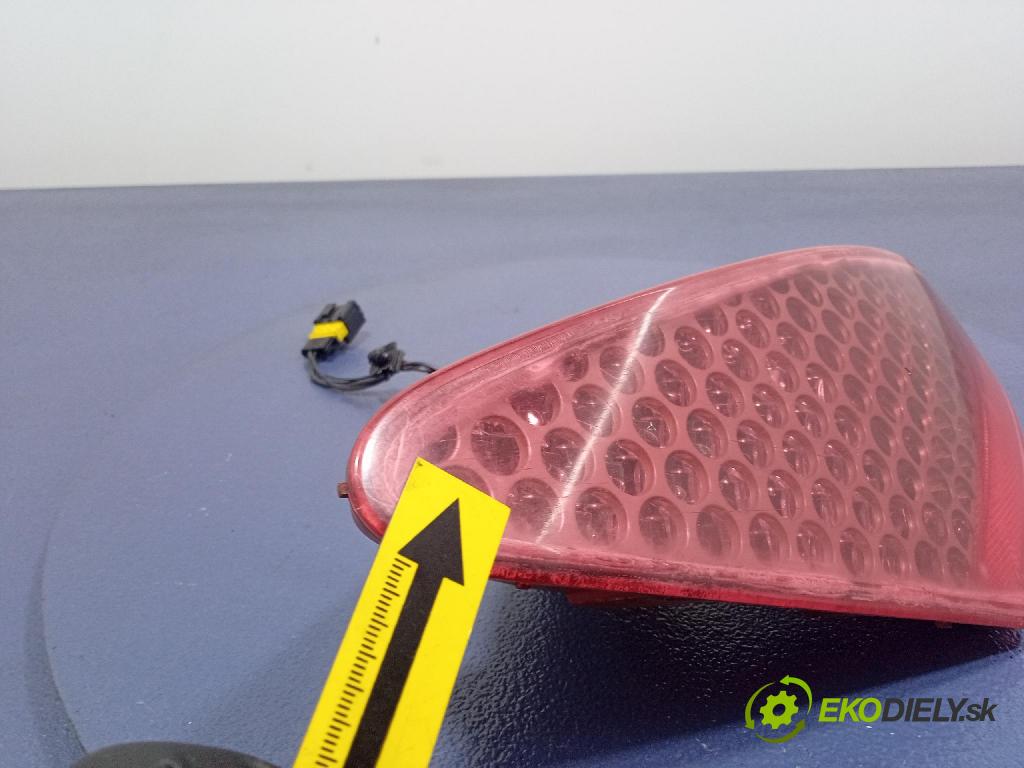 Peugeot 307 2005 světlo Zad: Práva: Uvnitř 2560D