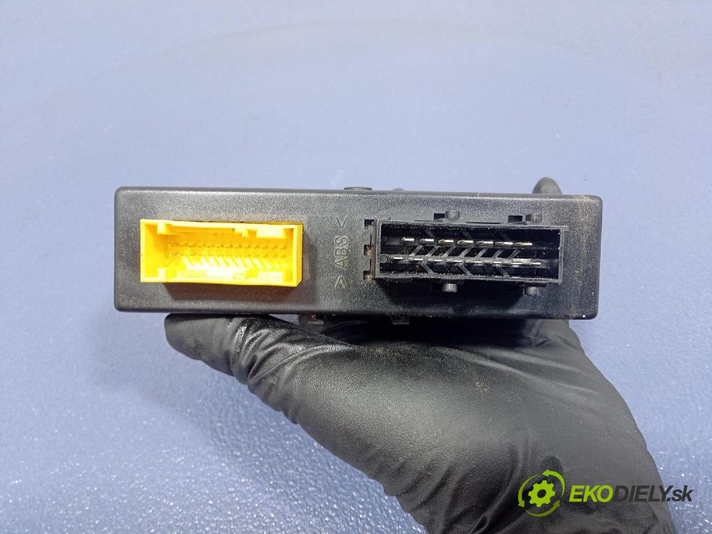 Peugeot 307 2005 řídící jednotka 9647538580