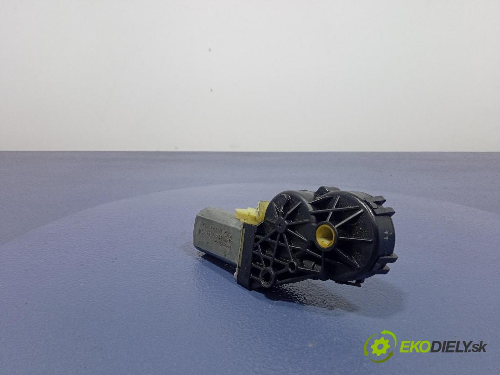 Peugeot 307 2005 Aktuátor: 105685501