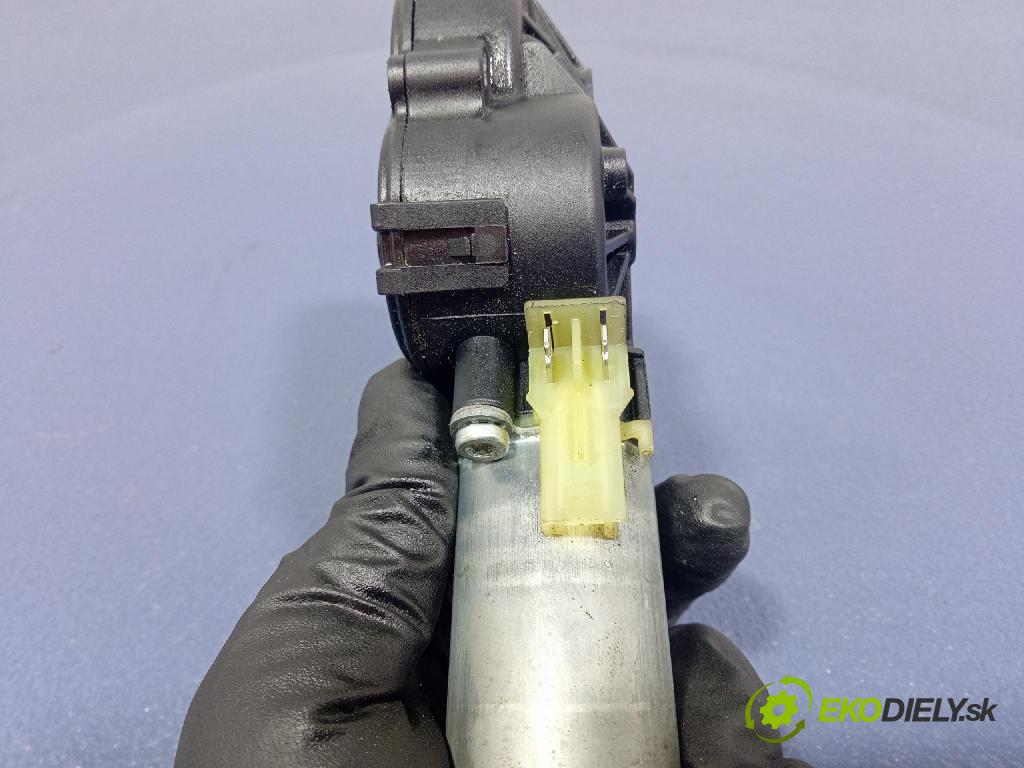 Peugeot 307 2005 Aktuátor: 105685501