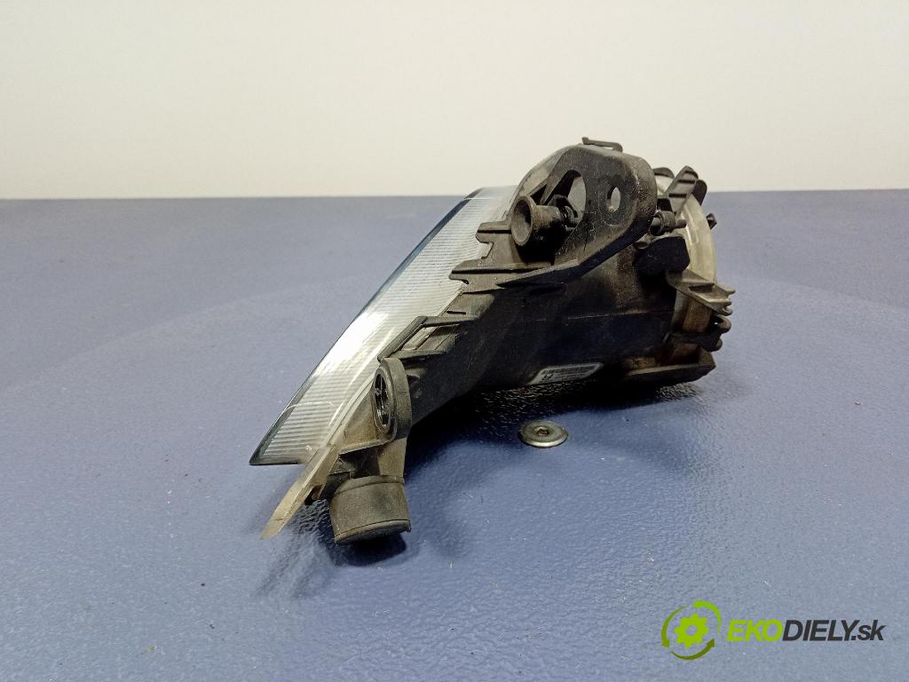 Opel Zafira 2016 Halogen v pravo: 20863017