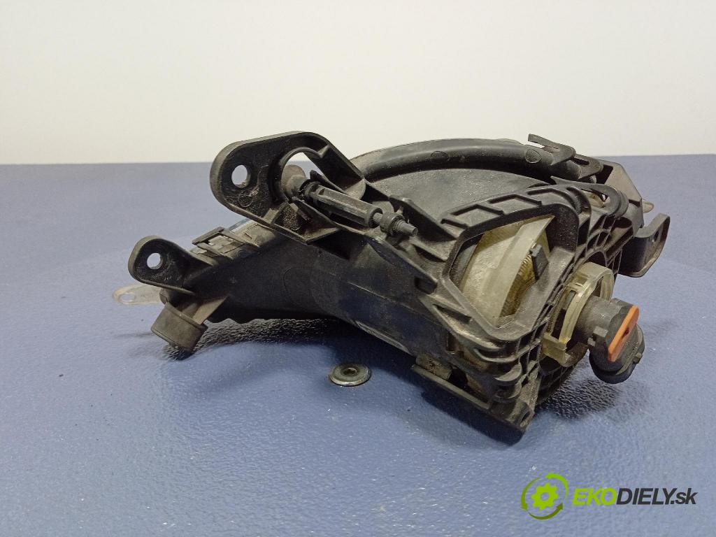 Opel Zafira 2016 Halogen v pravo: 20863017