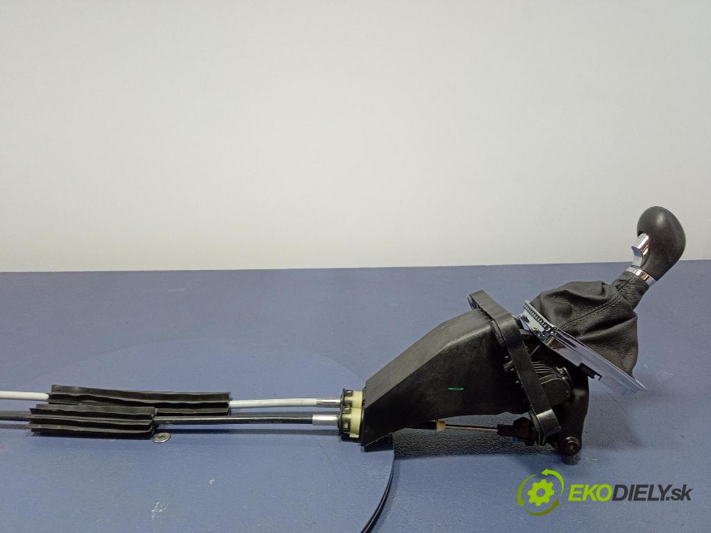 Opel Zafira 2016 Páka: Zmeny: 8126600010