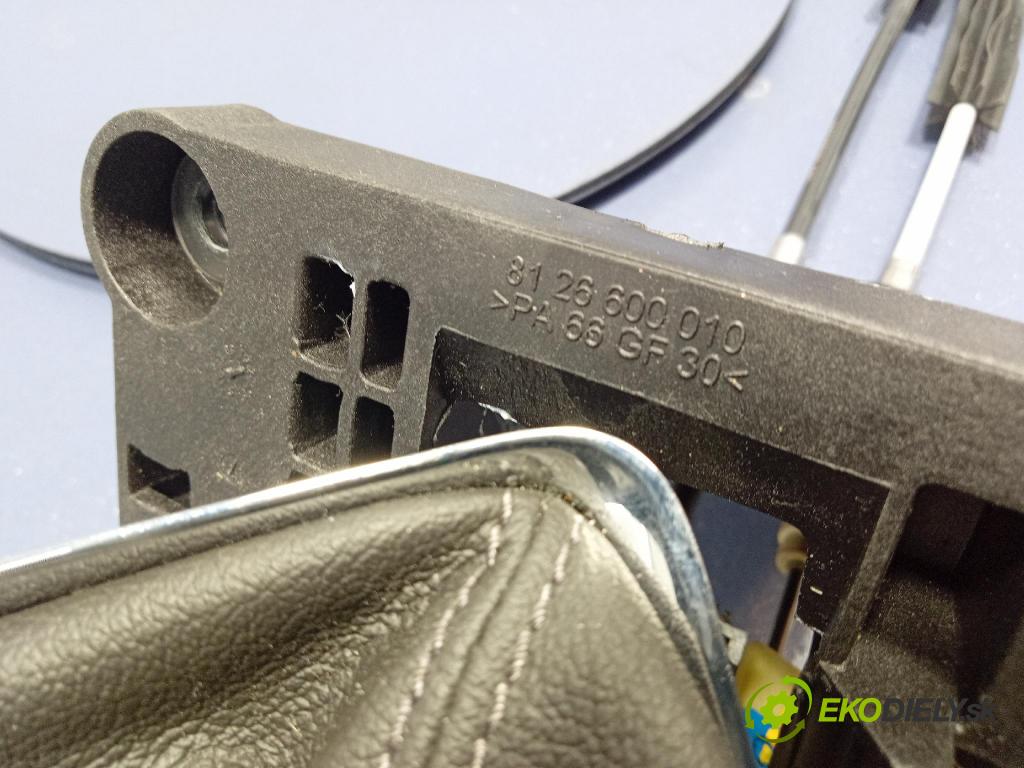 Opel Zafira 2016 Páka: Zmeny: 8126600010