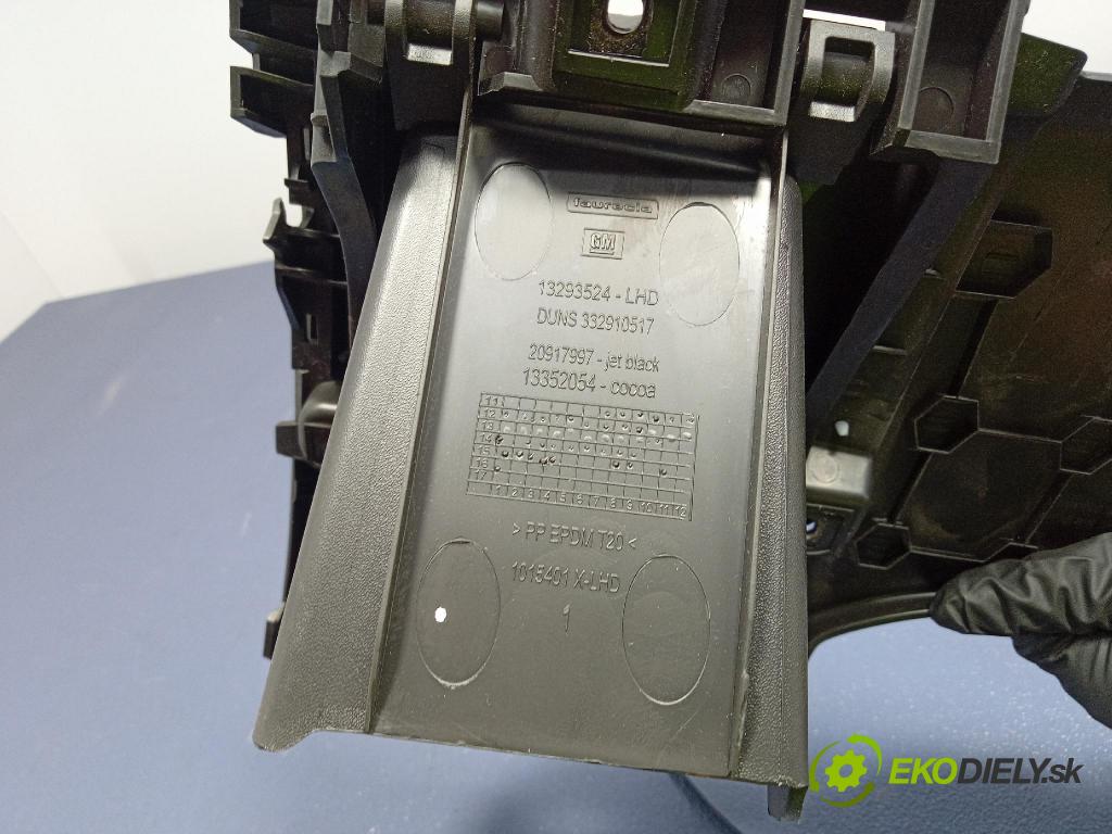 Opel Zafira 2016 kryt Plast: Interiéry: 13293522