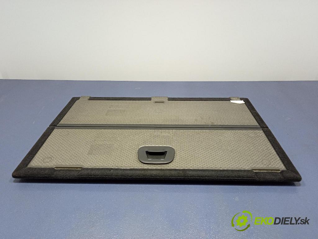 Opel Zafira 2016 Tapacír: kufr 134445314