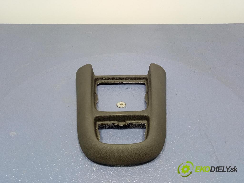 Opel Zafira 2016 kryt Plast: Interiéry: 13352682