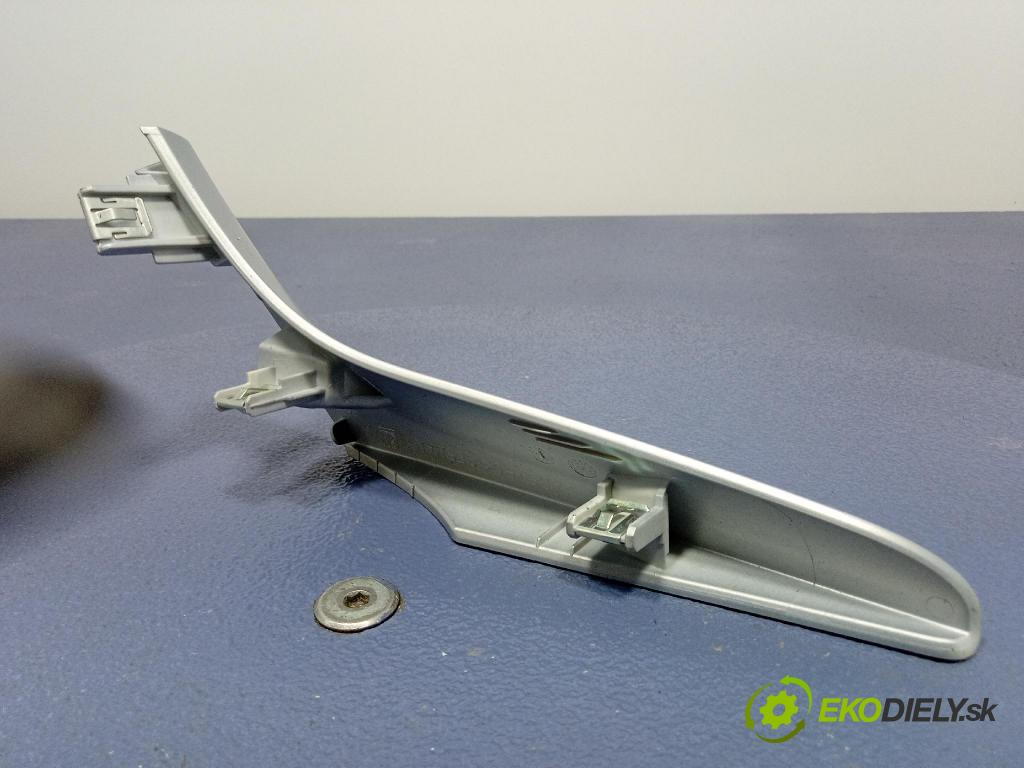 Opel Zafira 2016 lišta Dekoratívne: Vnútri: 13293519