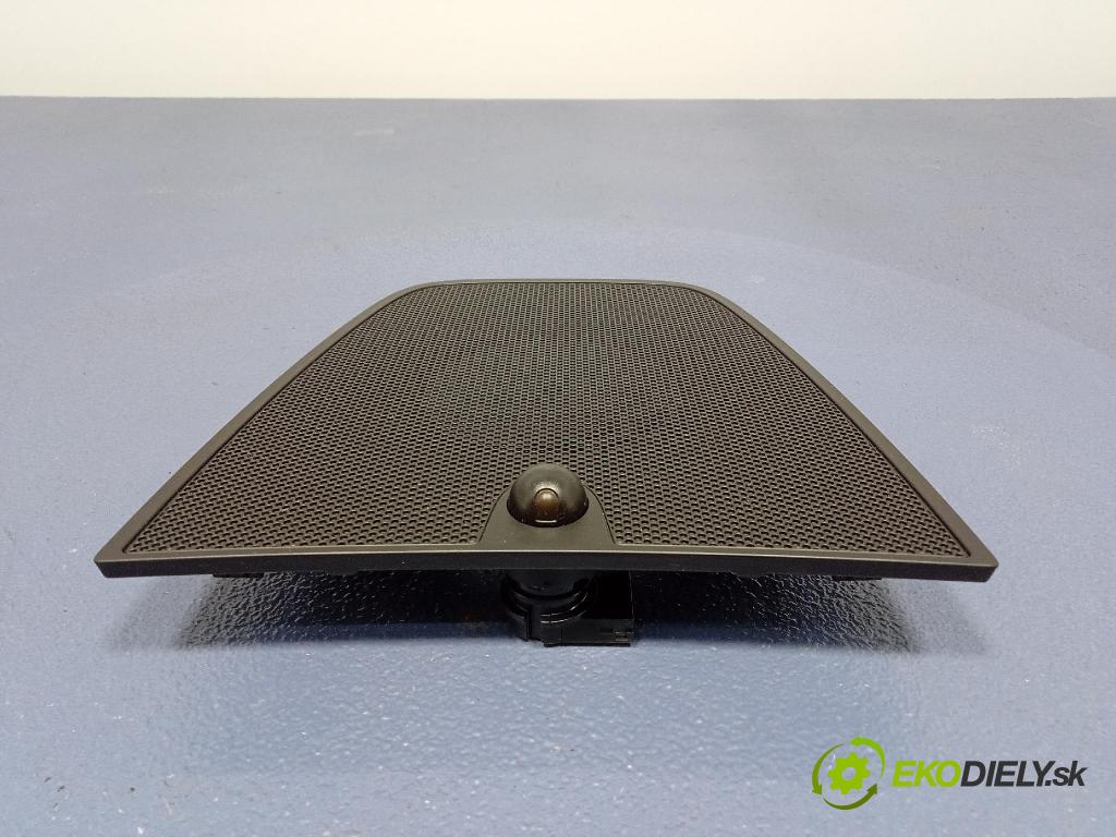 Opel Zafira 2016 kryt Plast: Interiéry: 13293537