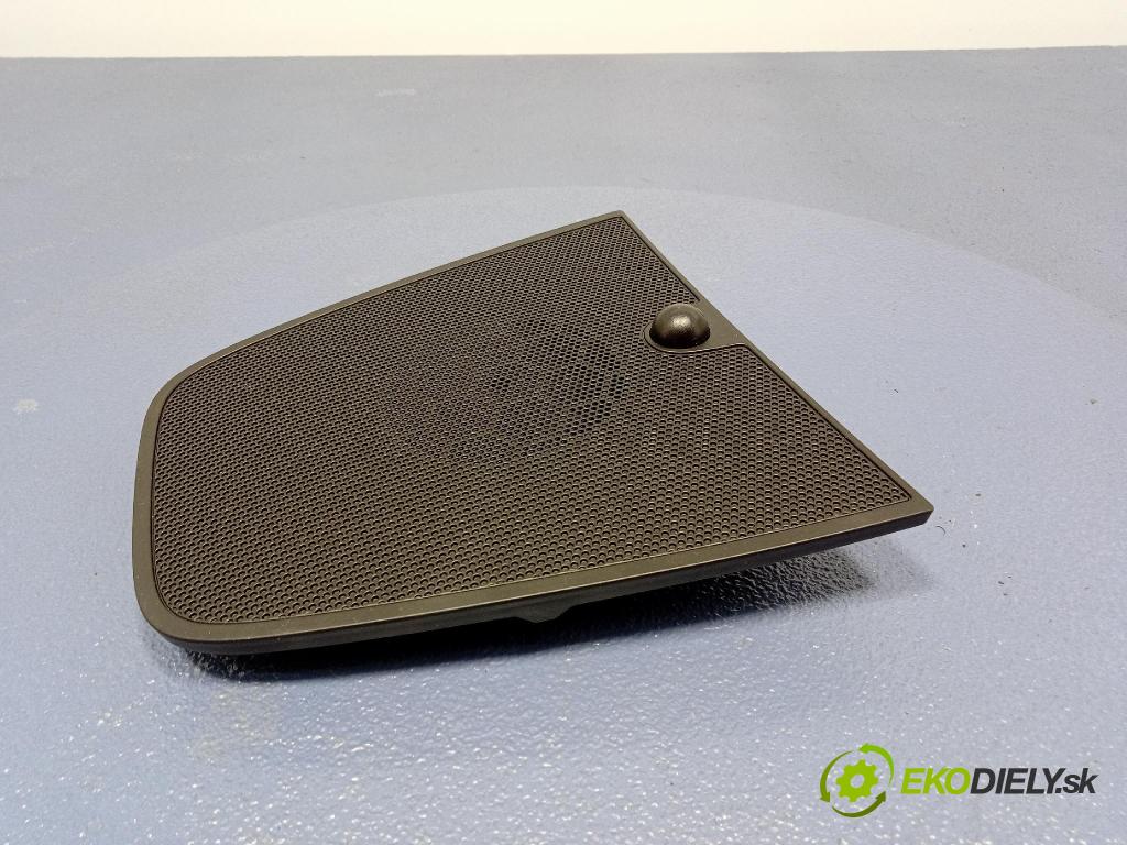 Opel Zafira 2016 kryt Plast: Interiéry: 13293537