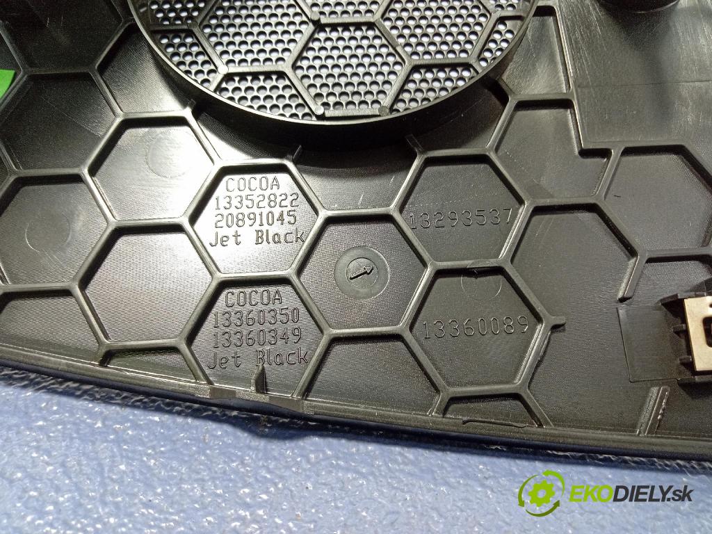 Opel Zafira 2016 kryt Plast: Interiéry: 13293537