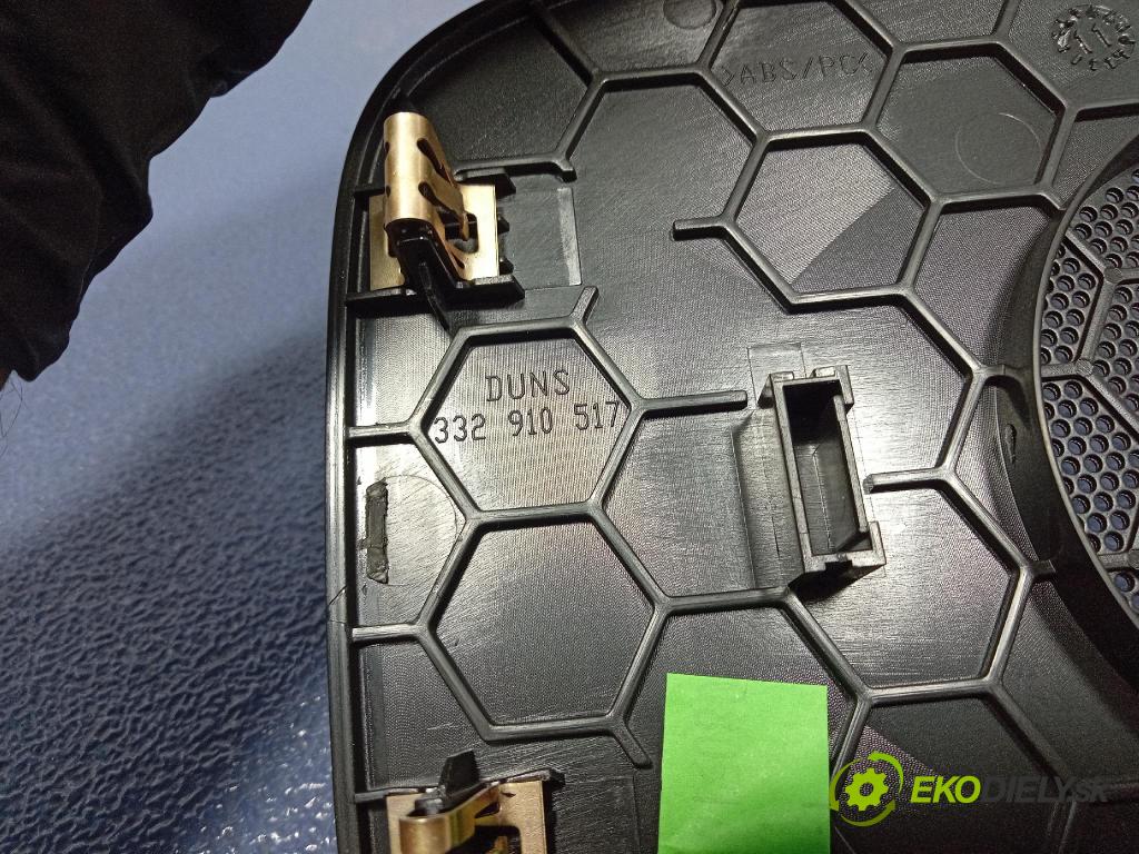 Opel Zafira 2016 kryt Plast: Interiéry: 13293537