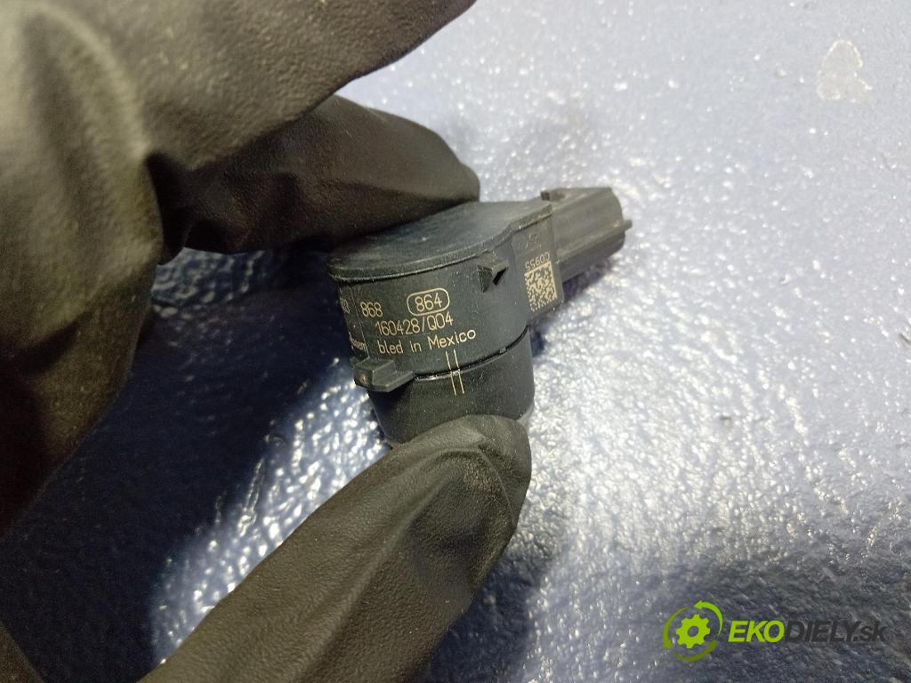 Opel Zafira 2016 snímač / řídící jednotka PDC 13300764