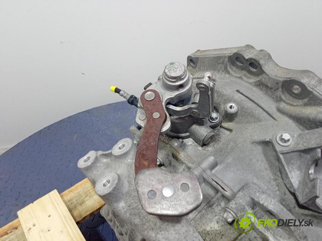 Opel Zafira 2016 převodovka Ozubené kola: Manualna M32