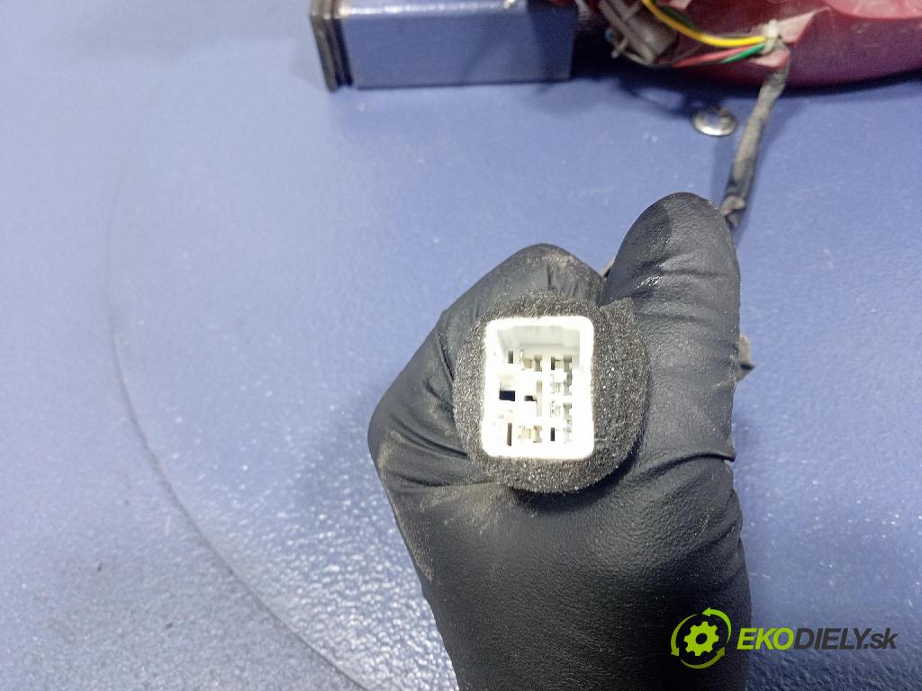 Kia Picanto 2022 světlo Zad: Práva: Mimo: 92402G6000