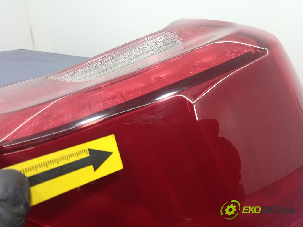 Kia Picanto 2022 světlo Zad: Práva: Mimo: 92402G6000