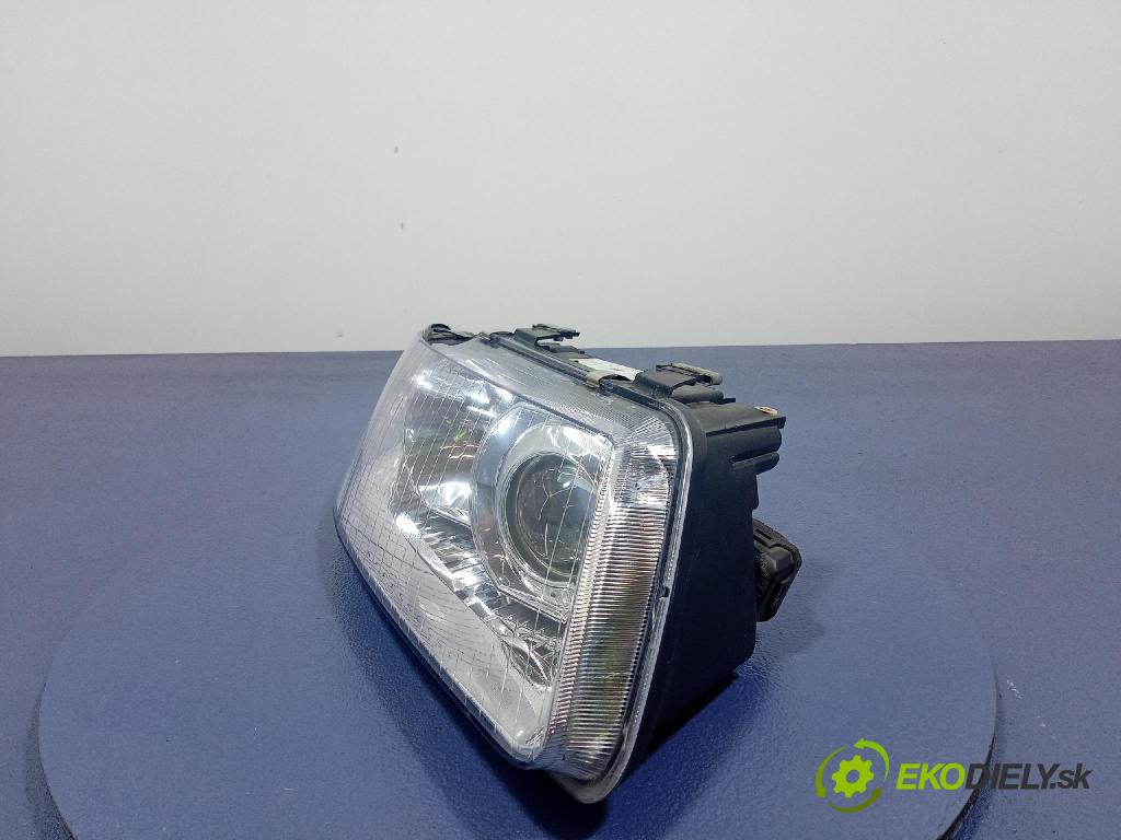 Audi A3 1.9 tdi 2002 Reflektor: v pravo: 20-A117