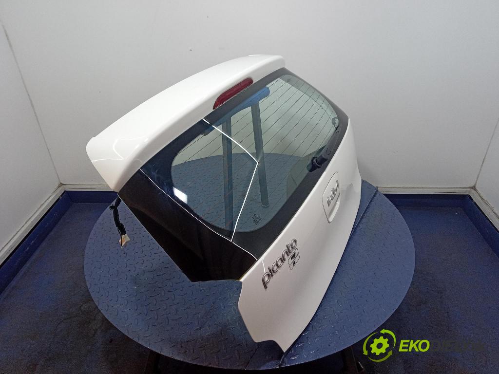 Kia Picanto 2022 zadní dveře kufra: kufr