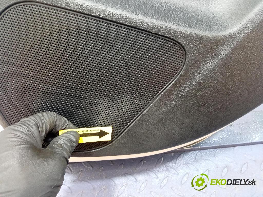 Kia Picanto 2022 dveře Zad: prave 