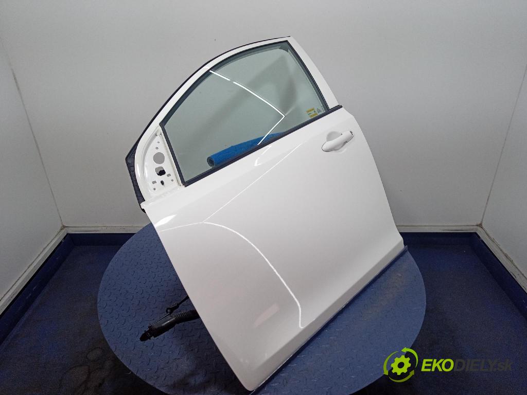 Kia Picanto 2022 dveře před Vlevo, odjet: