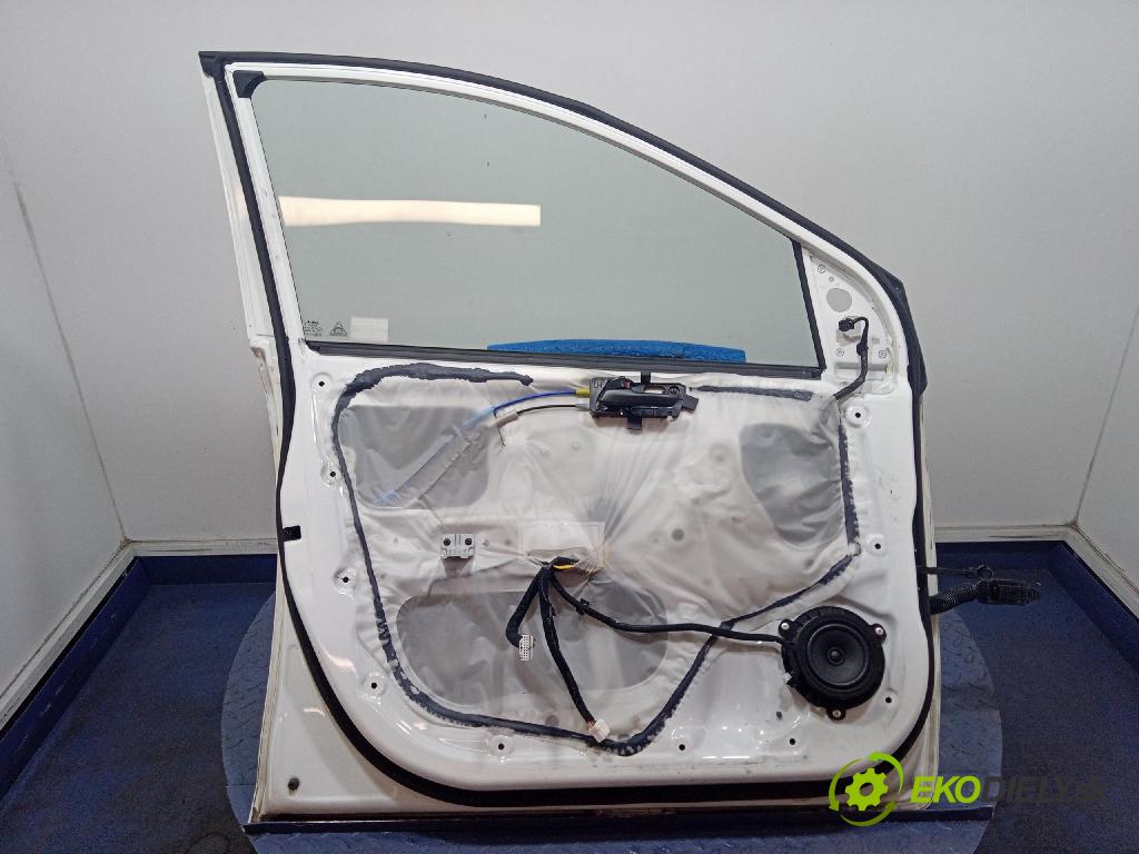 Kia Picanto 2022 dveře před Vlevo, odjet: 