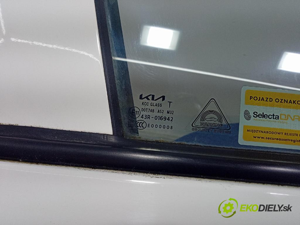 Kia Picanto 2022 dveře před prave