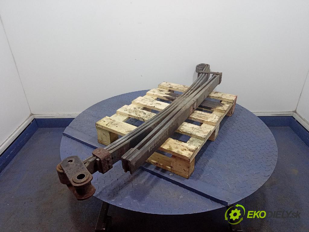 Mercedes 614d vario 1997 listová pero