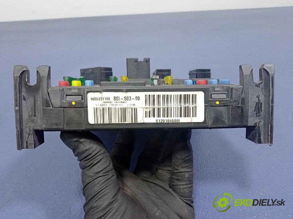 Peugeot 407 2004 skříňka Pojistky 9655221180