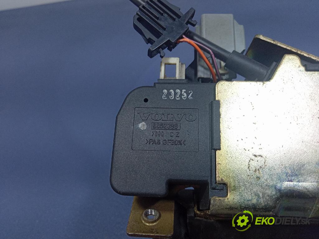 Volvo S60 2002 zámek Klapky: kufr 8652398