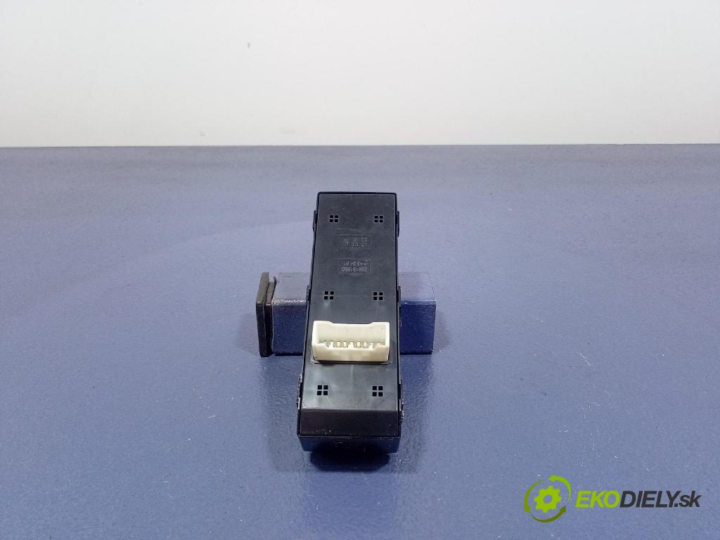 Kia Picanto 2022 Přepínač Sklenka: 93570G6020