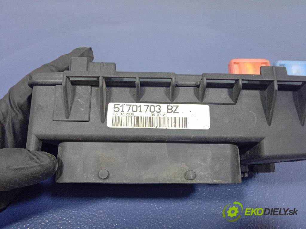 Fiat Punto 2006 řídící jednotka Motor: 51784957