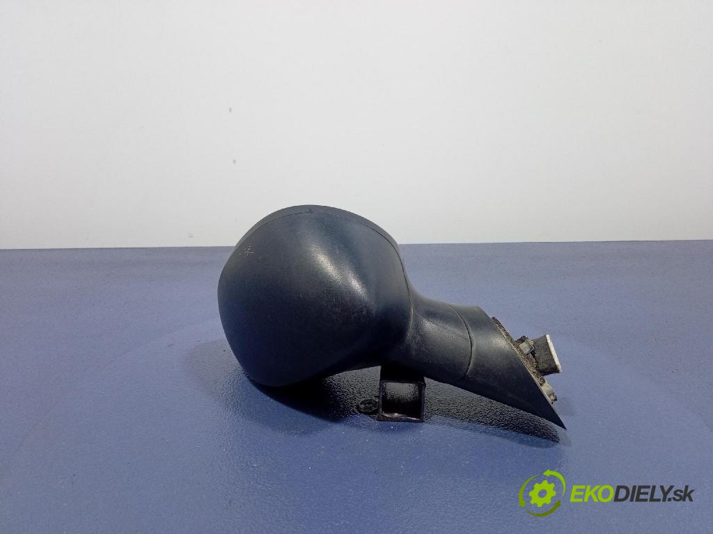 Fiat Punto 2006 zpětné zrcátko prave