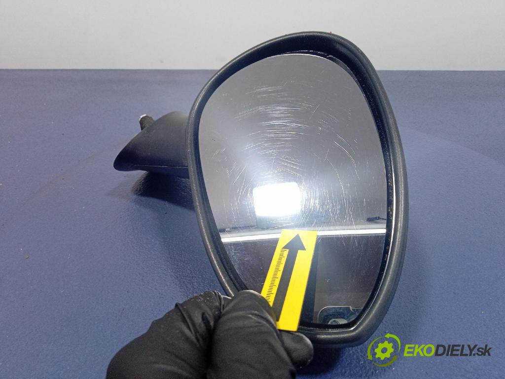 Fiat Punto 2006 zpětné zrcátko prave 
