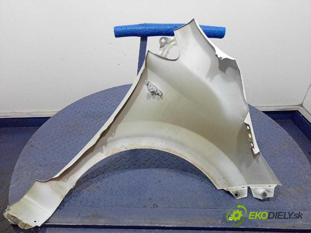 Kia Picanto 2022 blatník Predné Vľavo: 