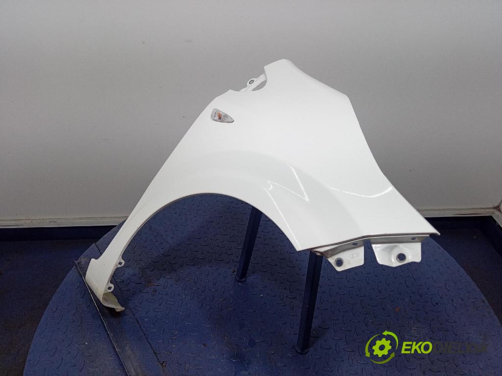 Kia Picanto 2022 blatník Predné v pravo: