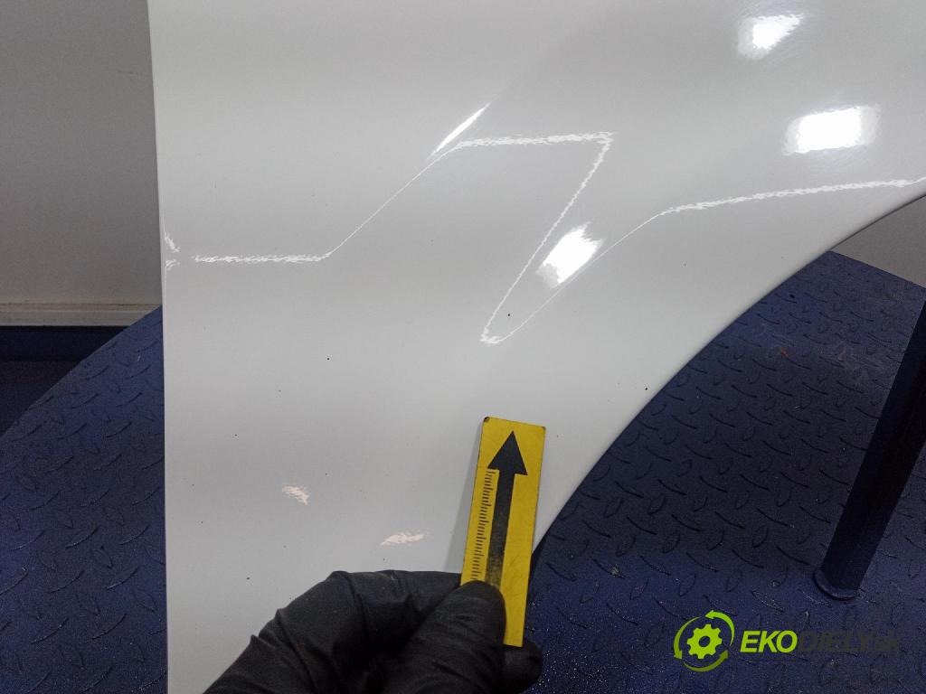 Kia Picanto 2022 blatník Predné v pravo: