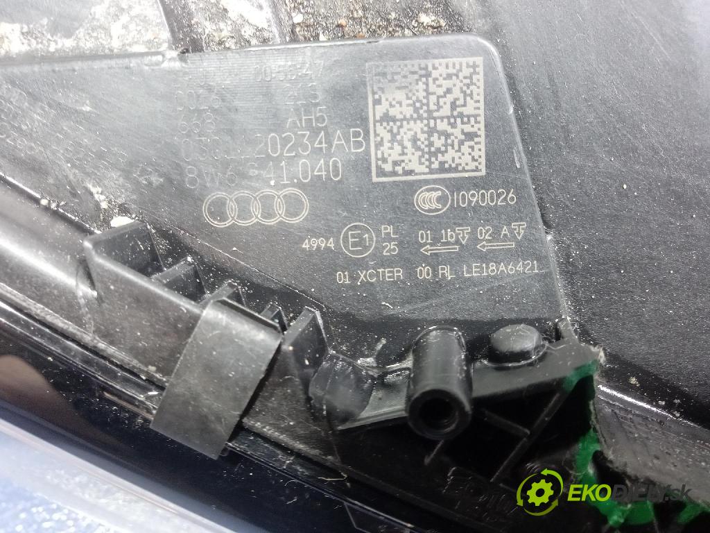 Audi A5 0 světlo v pravo: 8W6941040