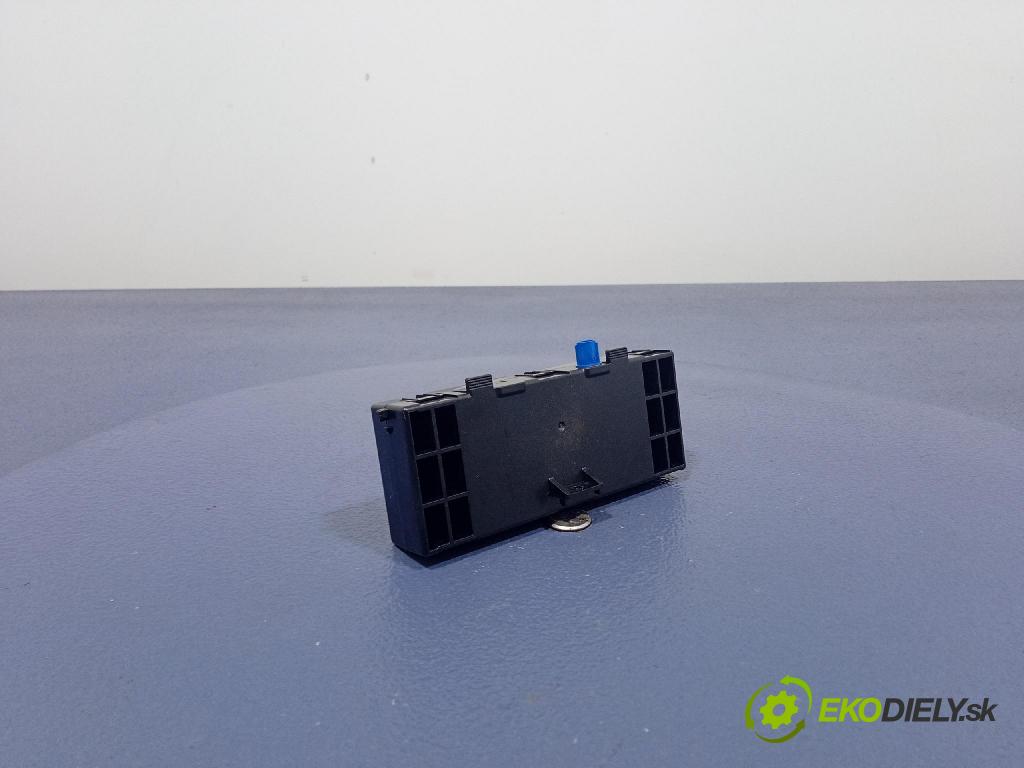 Kia Sportage 2022 Zesilovač: Letecký / GPS 96240R2000