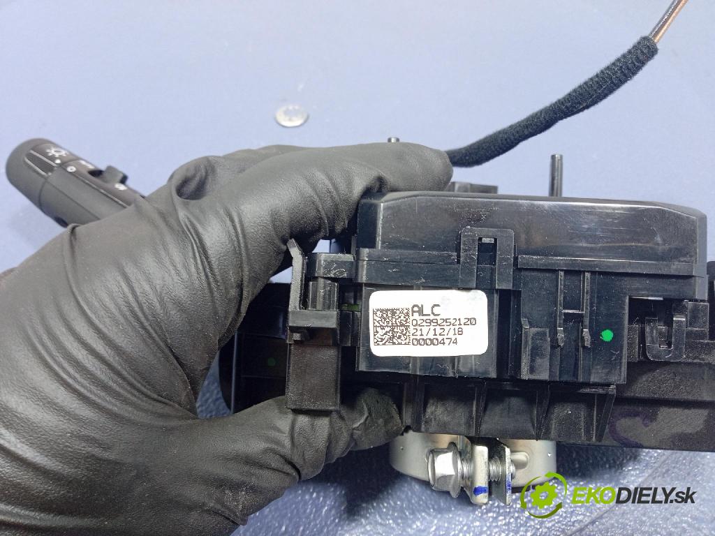 Kia Sportage 2022 Přepínač Komplex: 934C4P1970