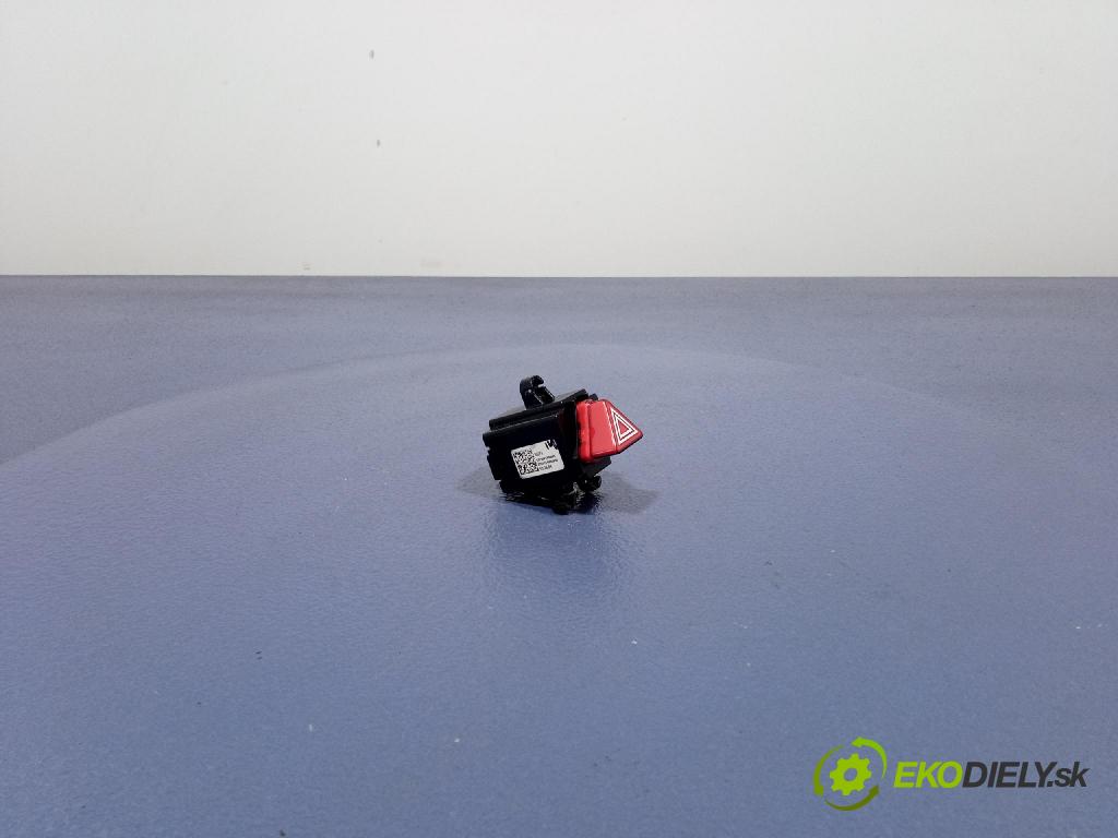 Kia Sportage 2022 Přepínač Světel: Nouzový 93790P1000