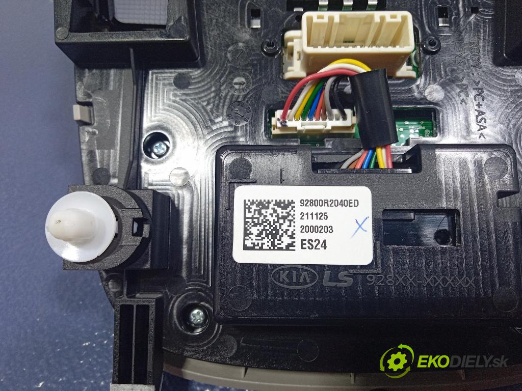 Kia Sportage 2022 Lampy Uvnitř 92800R2040