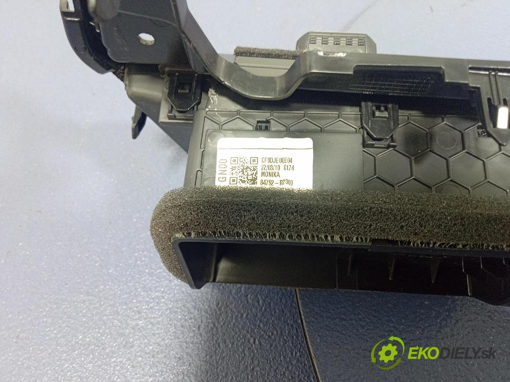 Kia Sportage 2022 Mřížky Proud vzduchu Vzduch: 84792R2000