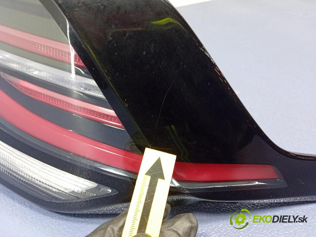 Kia Sportage 2022 světlo Zad: Práva: Mimo: 92402R2100