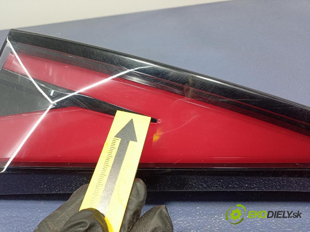 Kia Sportage 2022 světlo Zad: levá Uvnitř 92403R2000