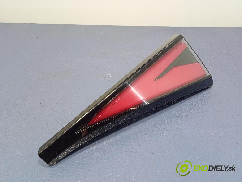 Kia Sportage 2022 světlo Zad: Práva: Uvnitř 92404R2000